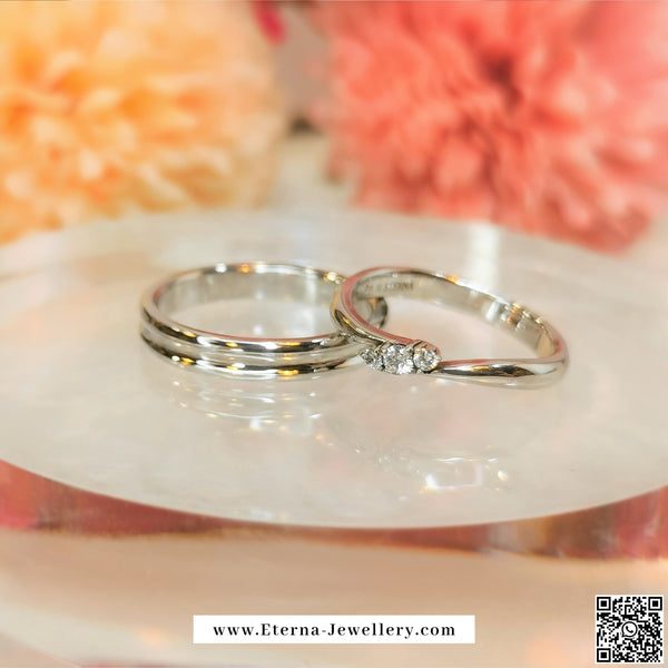 18k White Gold Diamond Wedding Band Set