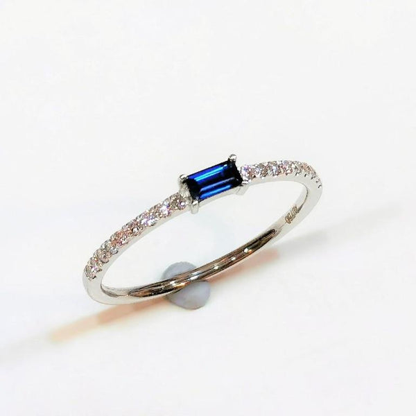 [Pre-Order] 18k Gold Emerald Cut Blue Sapphire & Diamond Band