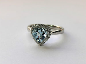 [Pre-Order] 18k White Gold Heart Shape Aquamarine and Diamond Ring