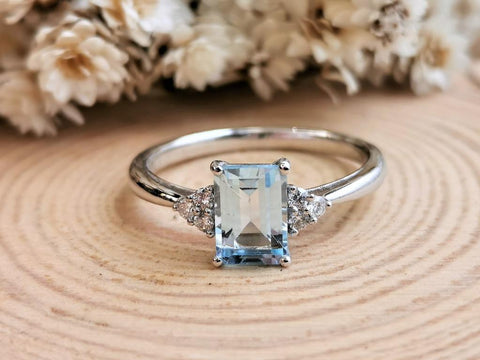 [Pre-Order] 18k White Gold Emerald Cut Sky Blue Topaz and Diamonds Ring (1.20ct)