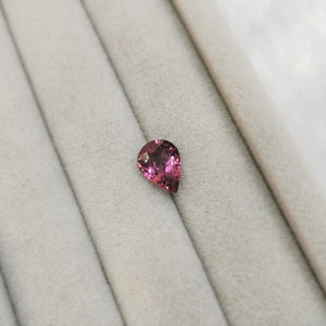 Fancy Pink Sapphire (1.36CT)