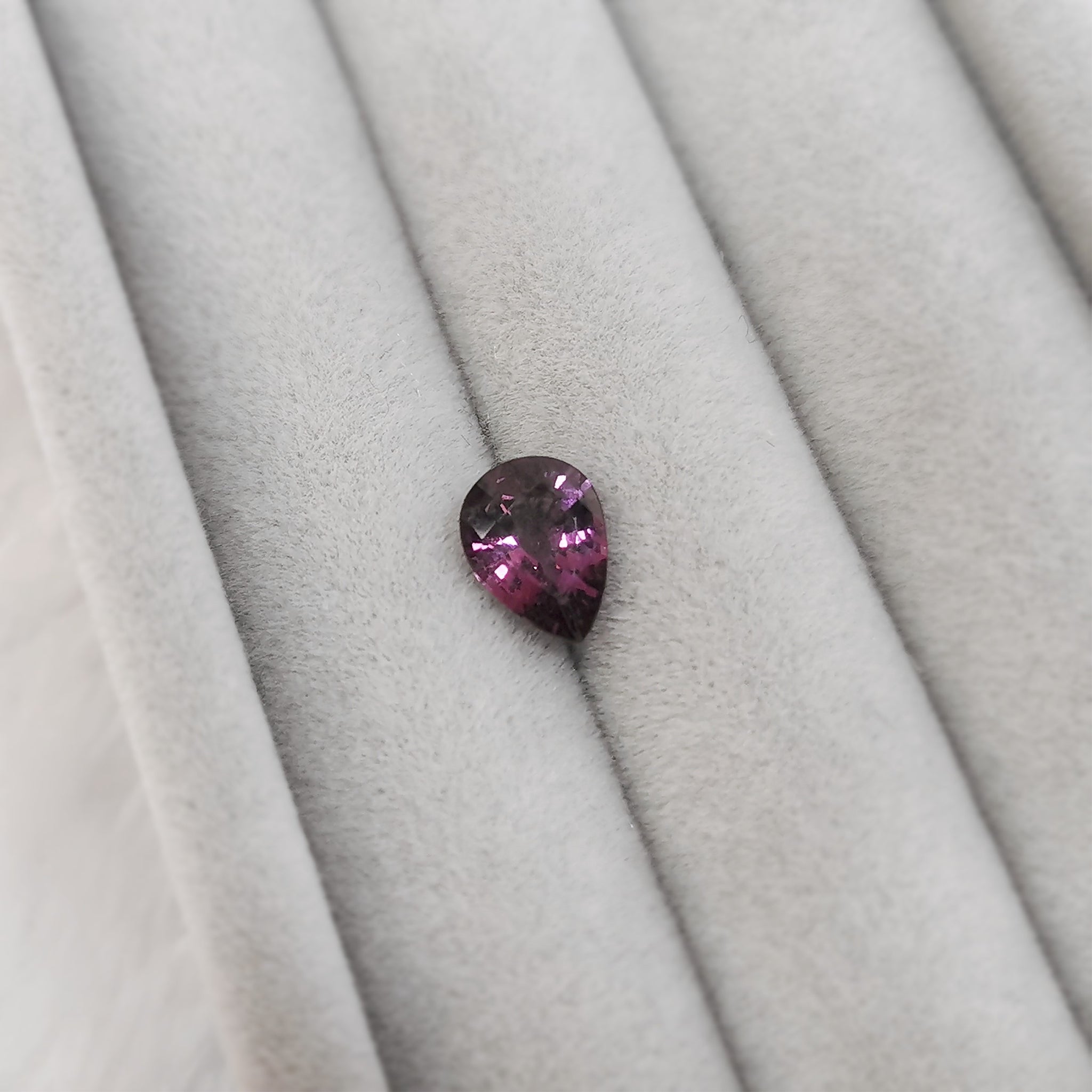 Fancy Pink Sapphire (1.25CT)