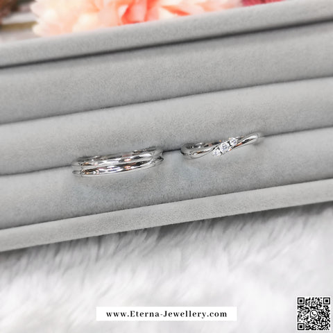 18k White Gold Diamond Wedding Band Set