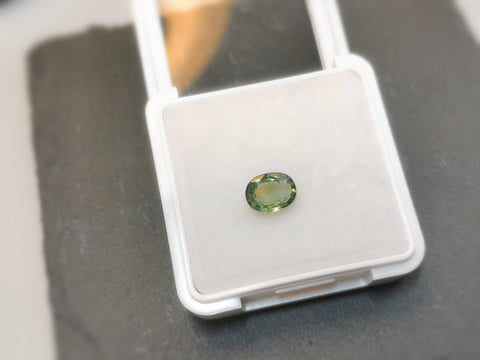 Fancy Green Sapphire (1.55CT)